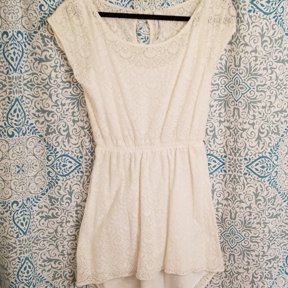 Dress with a slight high-low bottom detail